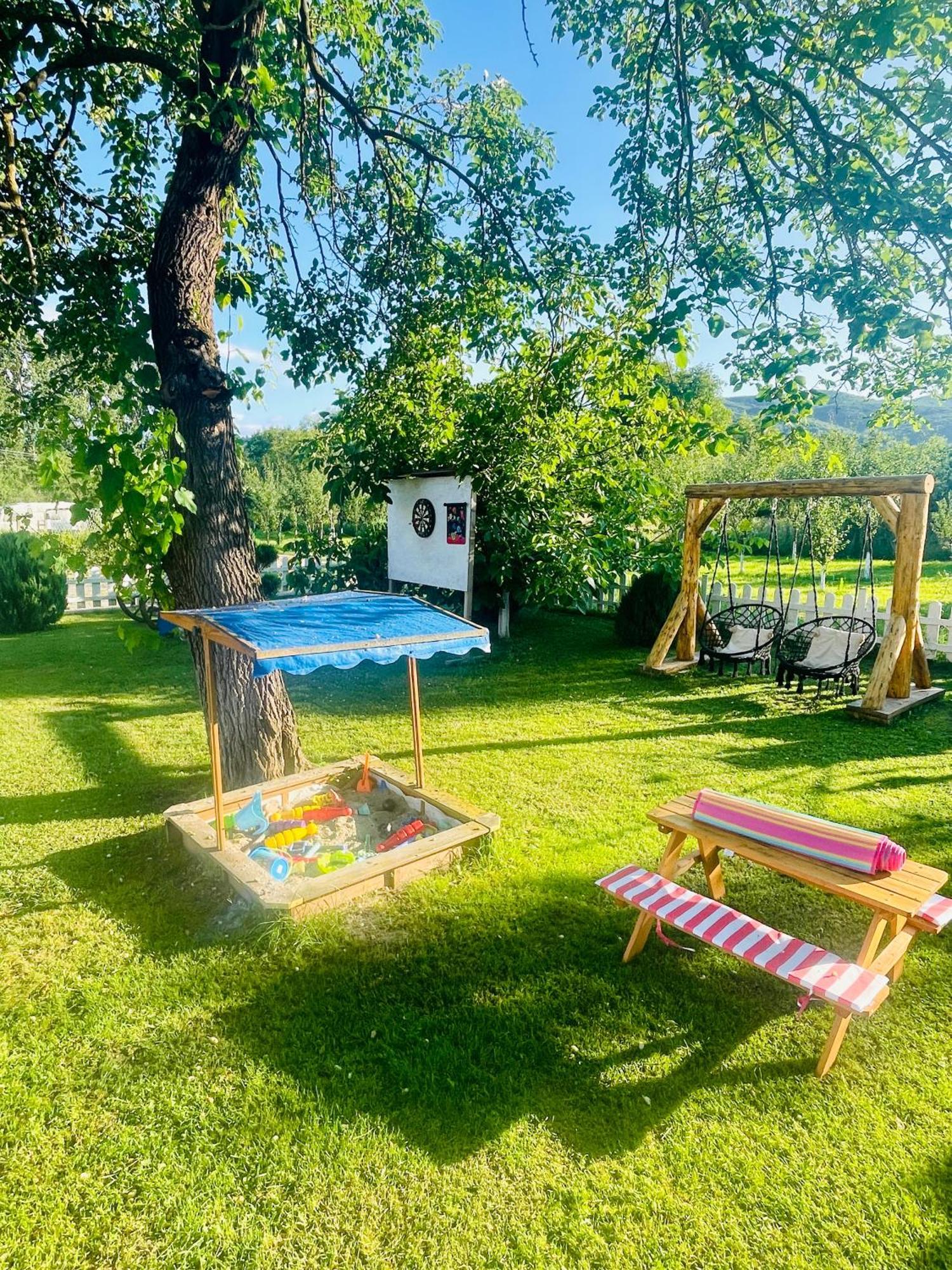 Casa De Sub Deal Densus Экстерьер фото